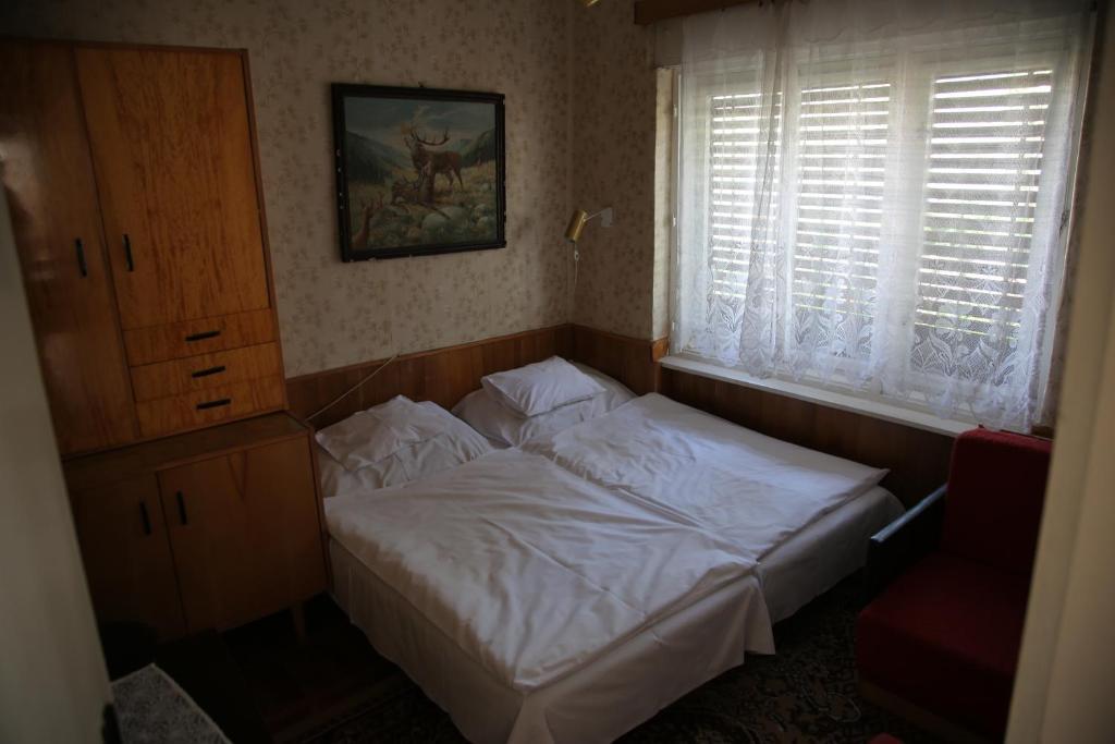 Simply Szallo Hotel Balatonboglár Quarto foto